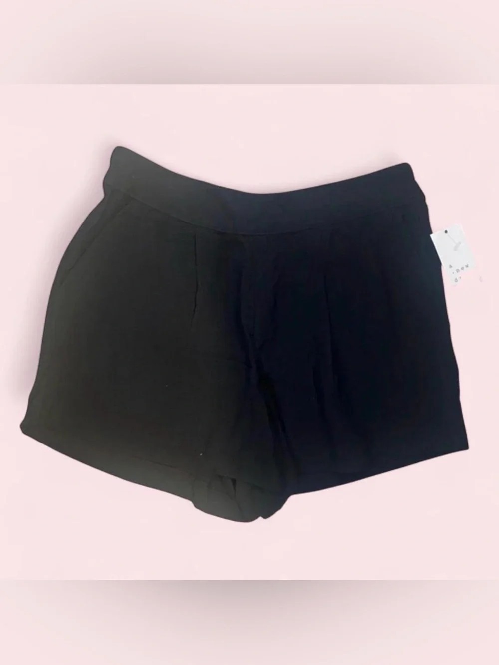A New Day NWT High-Waist Black Women’s Tailored Shorts. Size Medium - Picture 2 of 4